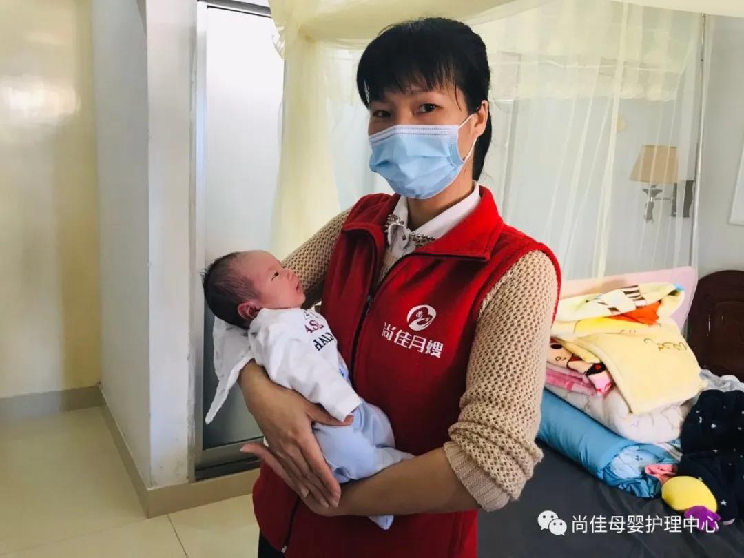 尚佳專業(yè)月嫂丨預(yù)防丨乳腺炎，怎么辦？