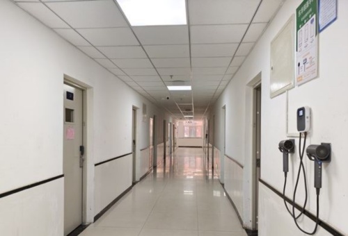 石家莊東華鐵路學(xué)校宿舍能洗澡嗎？